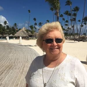 Meet your Posher, Deborah